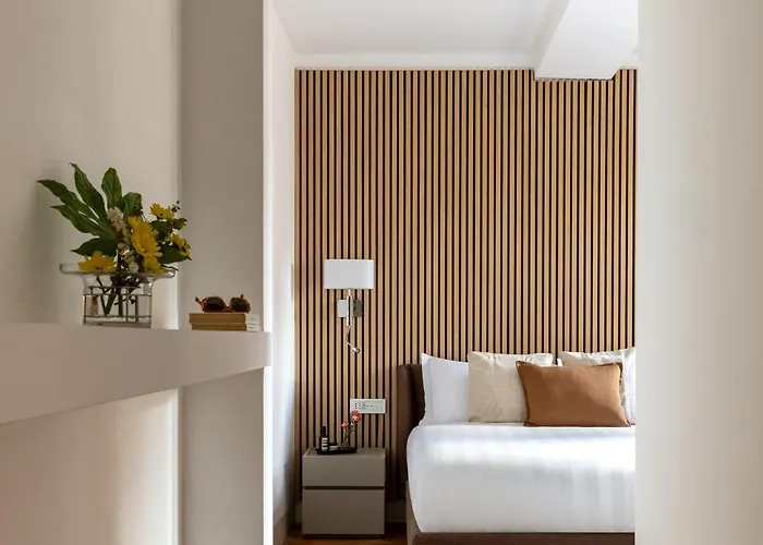 Luxury * Rome