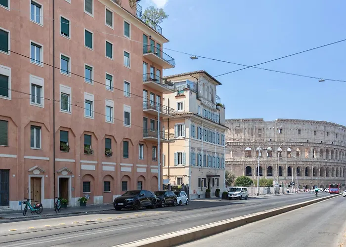 Luxury Apartment *